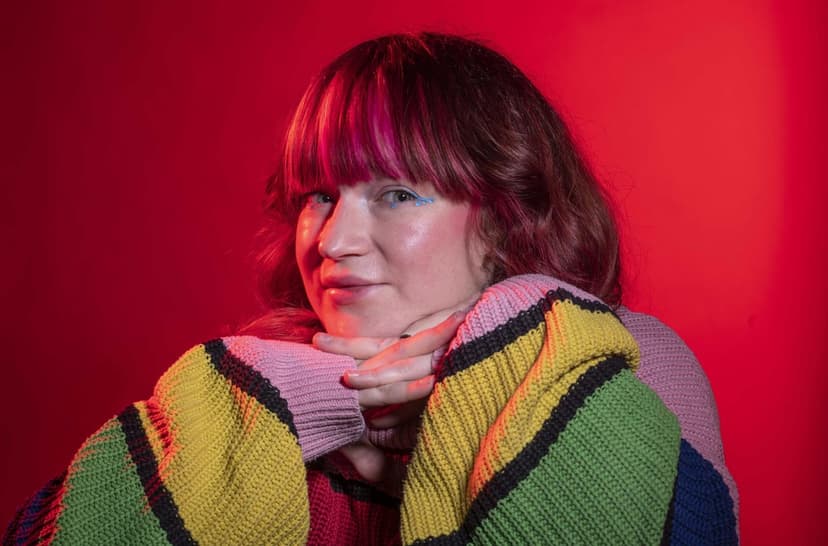 Natalie from Glisten Cosmetics